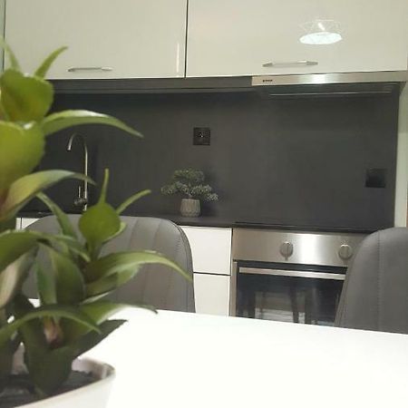 Cozy&Comfy Apartment In The Center Of Prishtina Приштина Екстер'єр фото